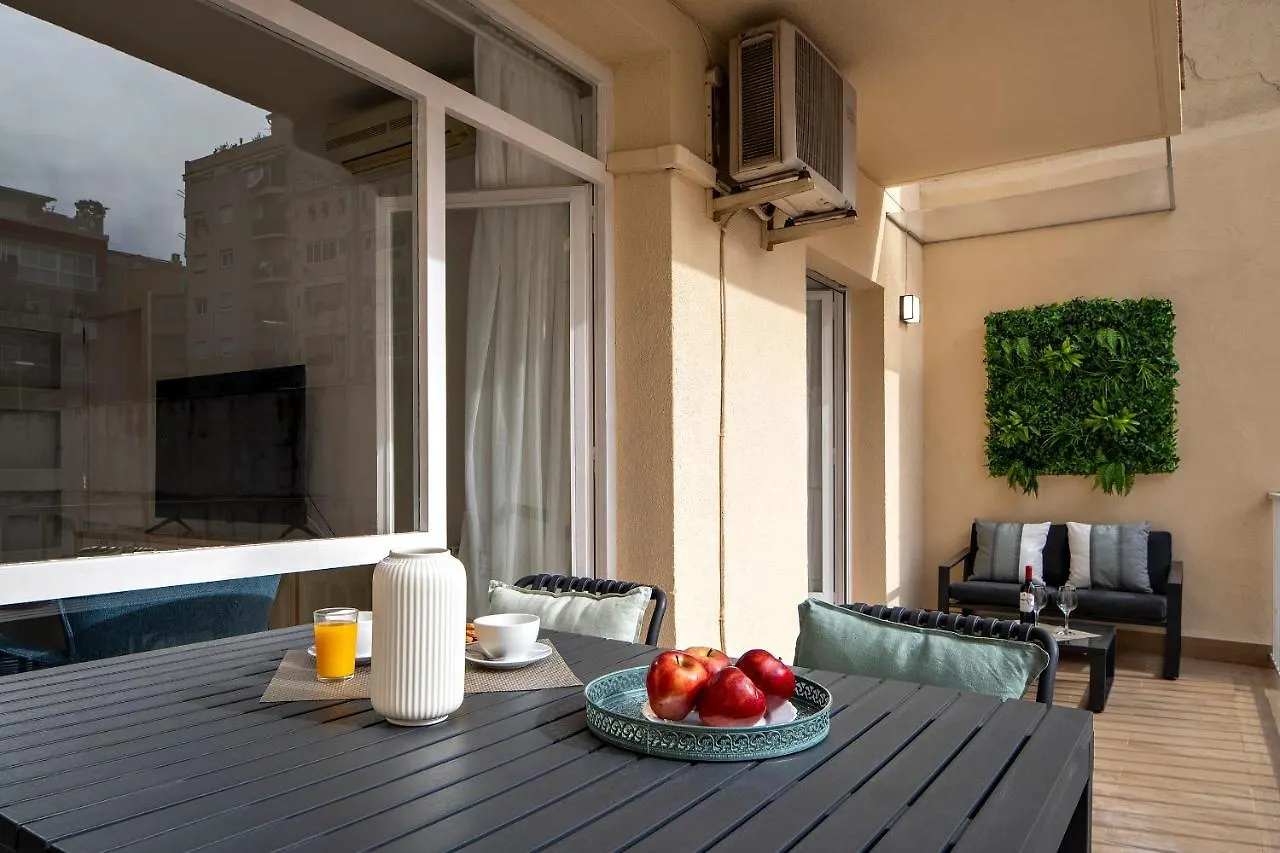 Habitat Apartments Arenas Parc Barcelona 0*,