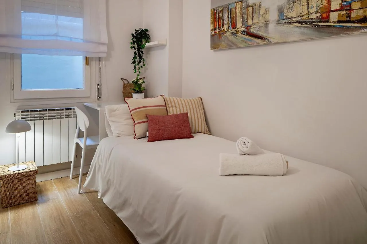 Habitat Apartments Arenas Parc Barcelona